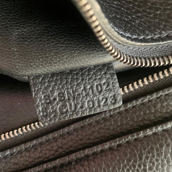 Certified Authentic Celine Trapeze leather handbag - Picture 4 of 10